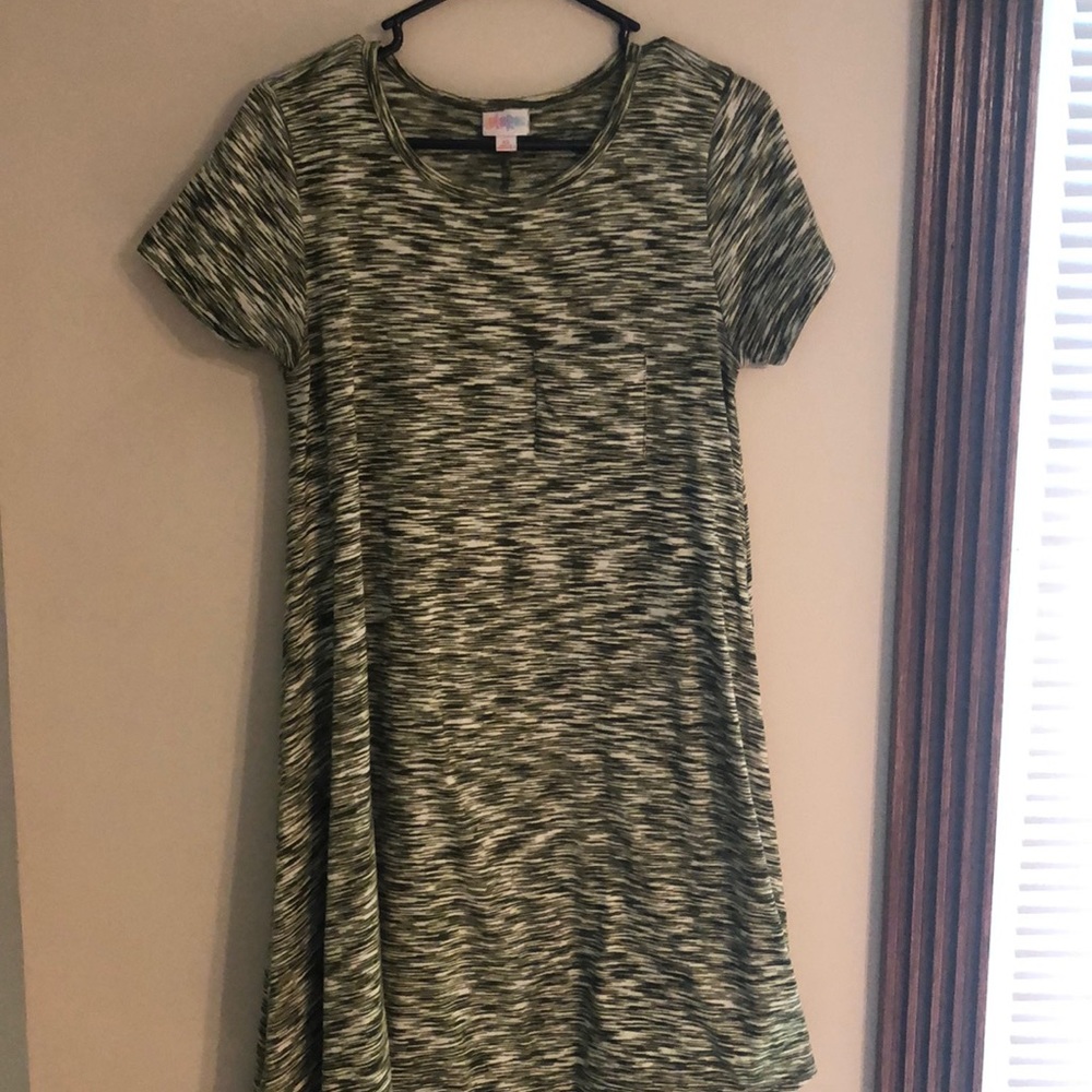 Carly dress